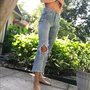high waisted bleach washed distressed jeans